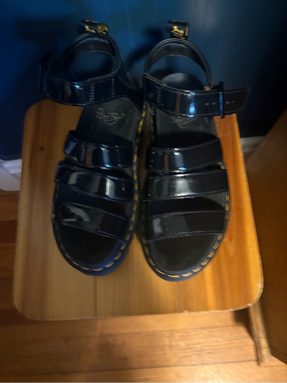 Dr. Doc Martens Women's Blaire patent leather Black Platform Sandals size 7-8 - Picture 2 of 11